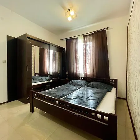 Prostorny V Centru Piestan *